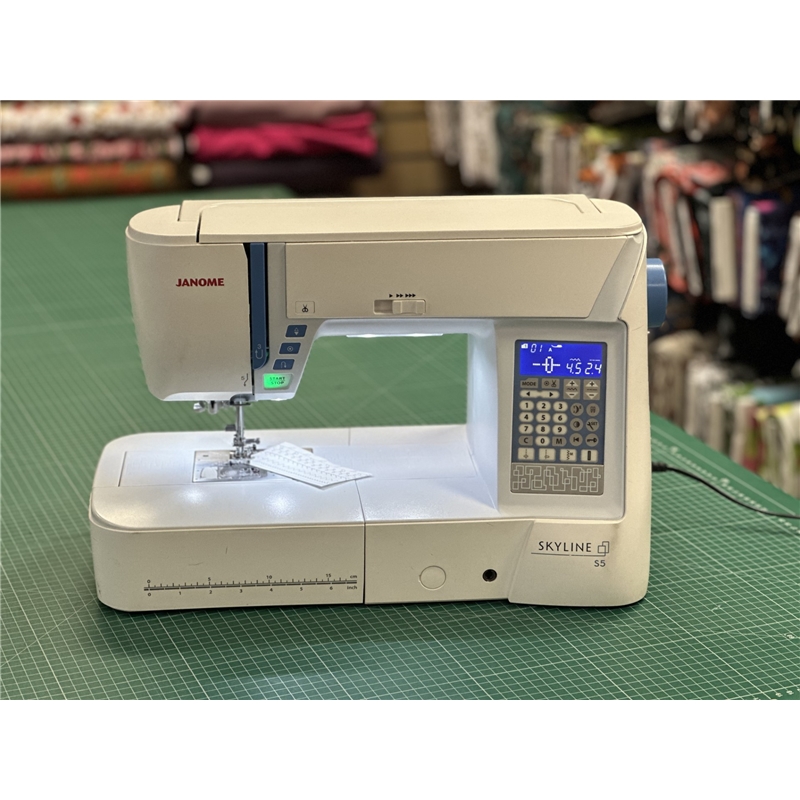 Janome Skyline S5 Begagnad Symaskinskungen