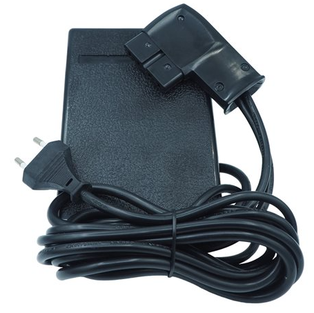 Fotpedal till Bernina 801–832, 1000, 1001 och 1008 (0049307000COP)