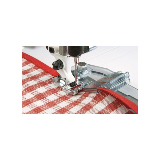 Justerbart kantbandsfot