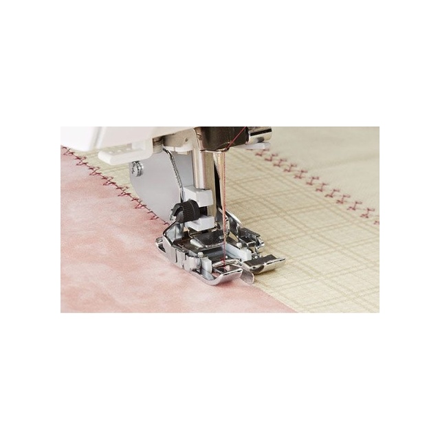 Utbytbara öppen pressarfot med Stitch-in-ditch-guide