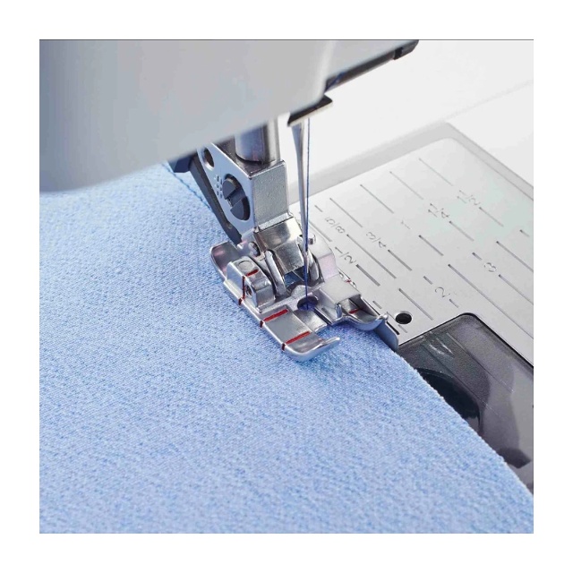 Pfaff 1-4´ quiltfot med högerguide för IDT